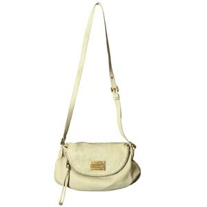 Vintage Marc by Marc Jacob’s Cream Pebbled Leather Crossbody Bag
